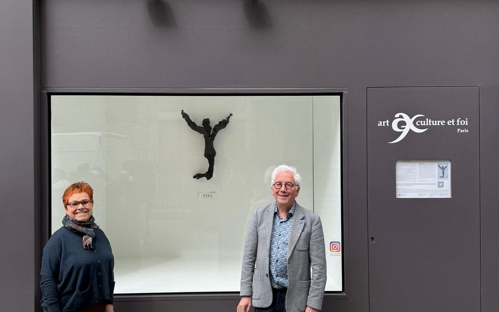 Exposition Hélène Mugot : Toute personne qui tombe a des ailes. - Galerie Saint-Séverin